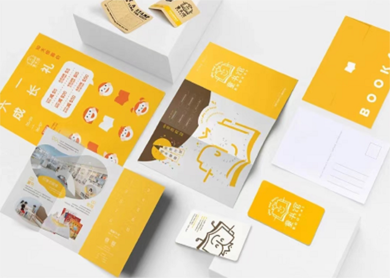 充滿趣味的卡通教育類三折頁設計！