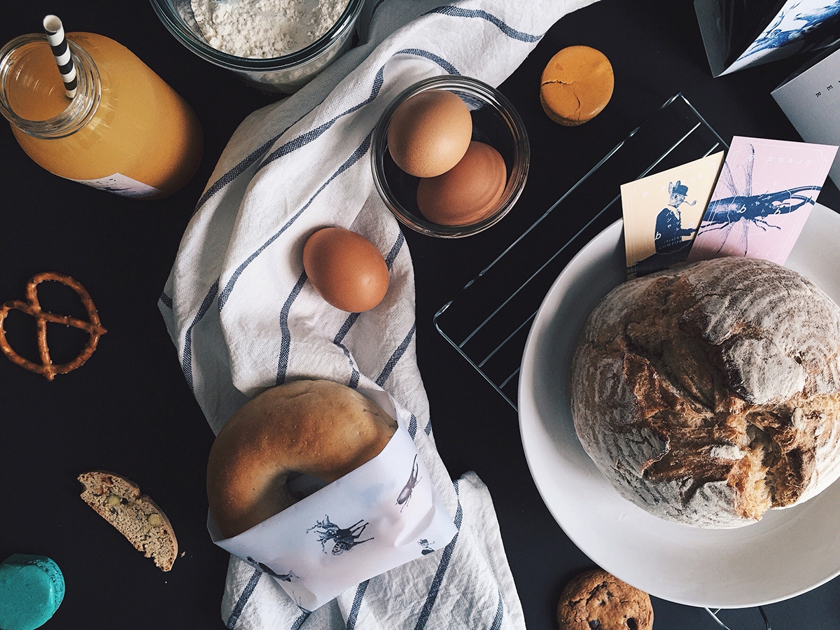 概念化早餐，面包與餅干食品飲料包裝設計