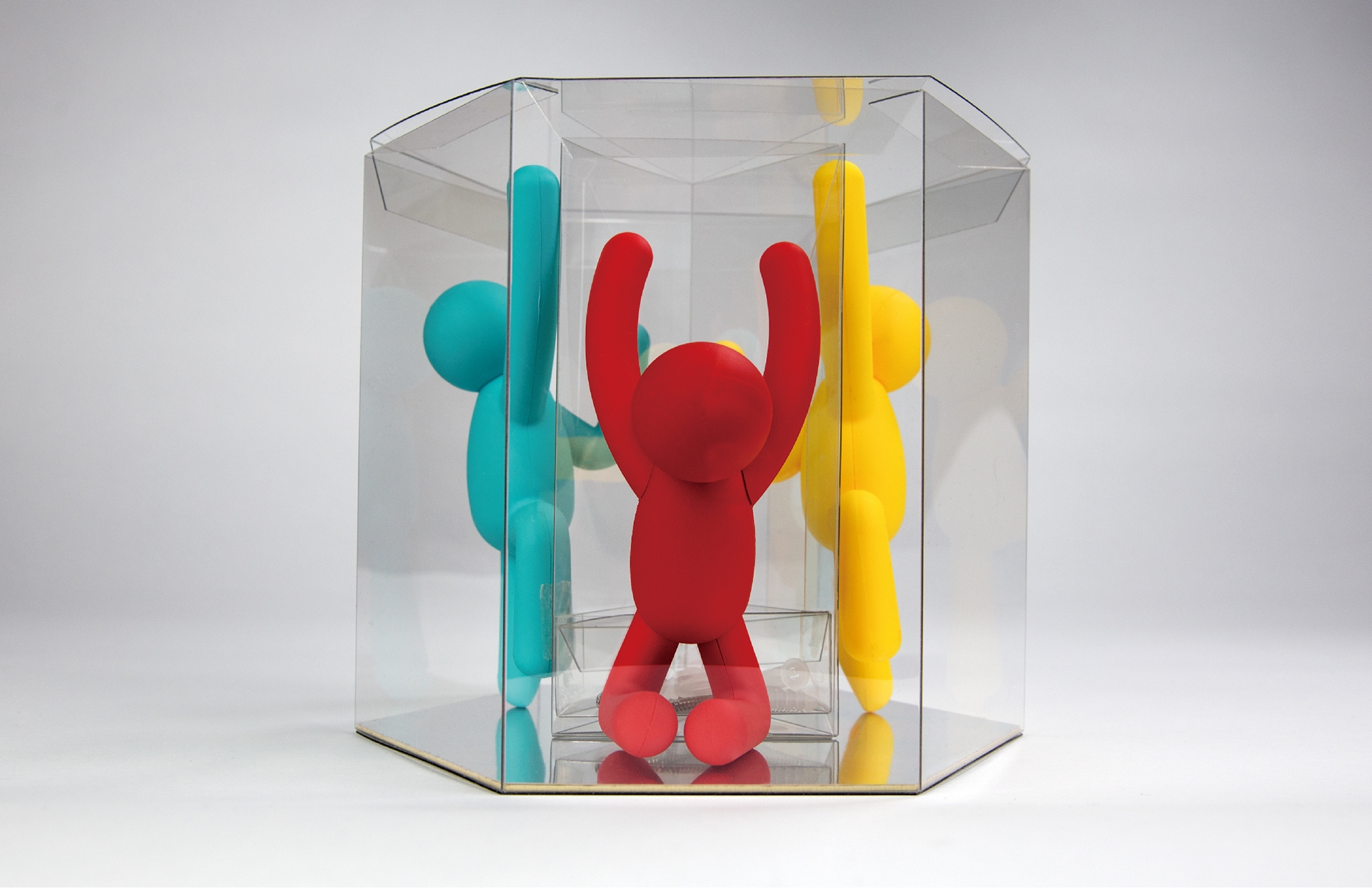 透明包裝，全方位展現產品特性，掛鉤產品包裝設計