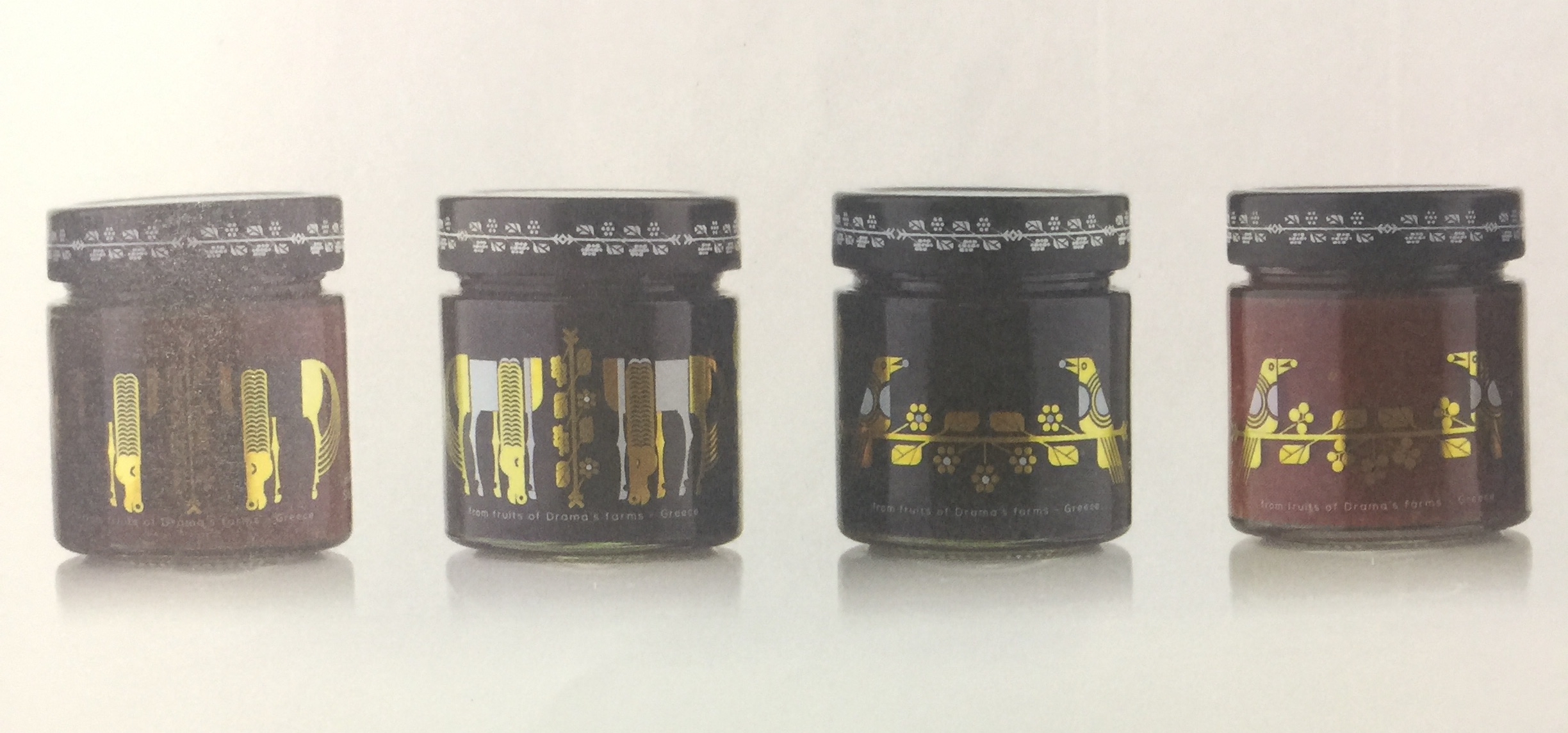 帶來獨特味覺體驗的食品-黑莓、銀果胡頹子和沙棘果醬包裝設計