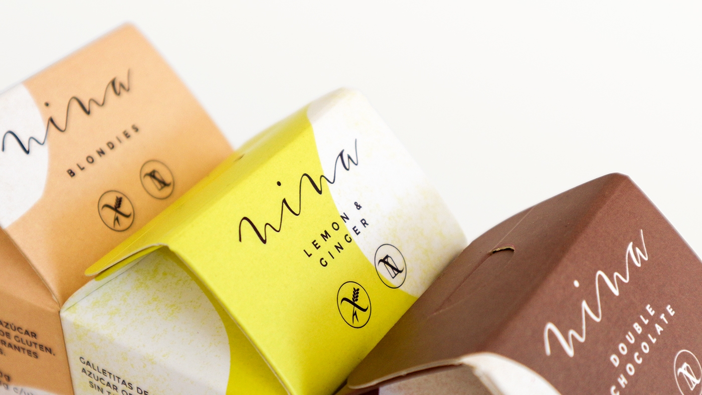 金色（香草）、巧克力色（可可和巧克力）和檸檬姜系列餅干食品包裝設計