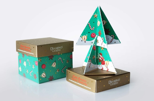 巧克力盒化身圣誕樹！包裝結構創意為顧客帶來的驚喜體驗