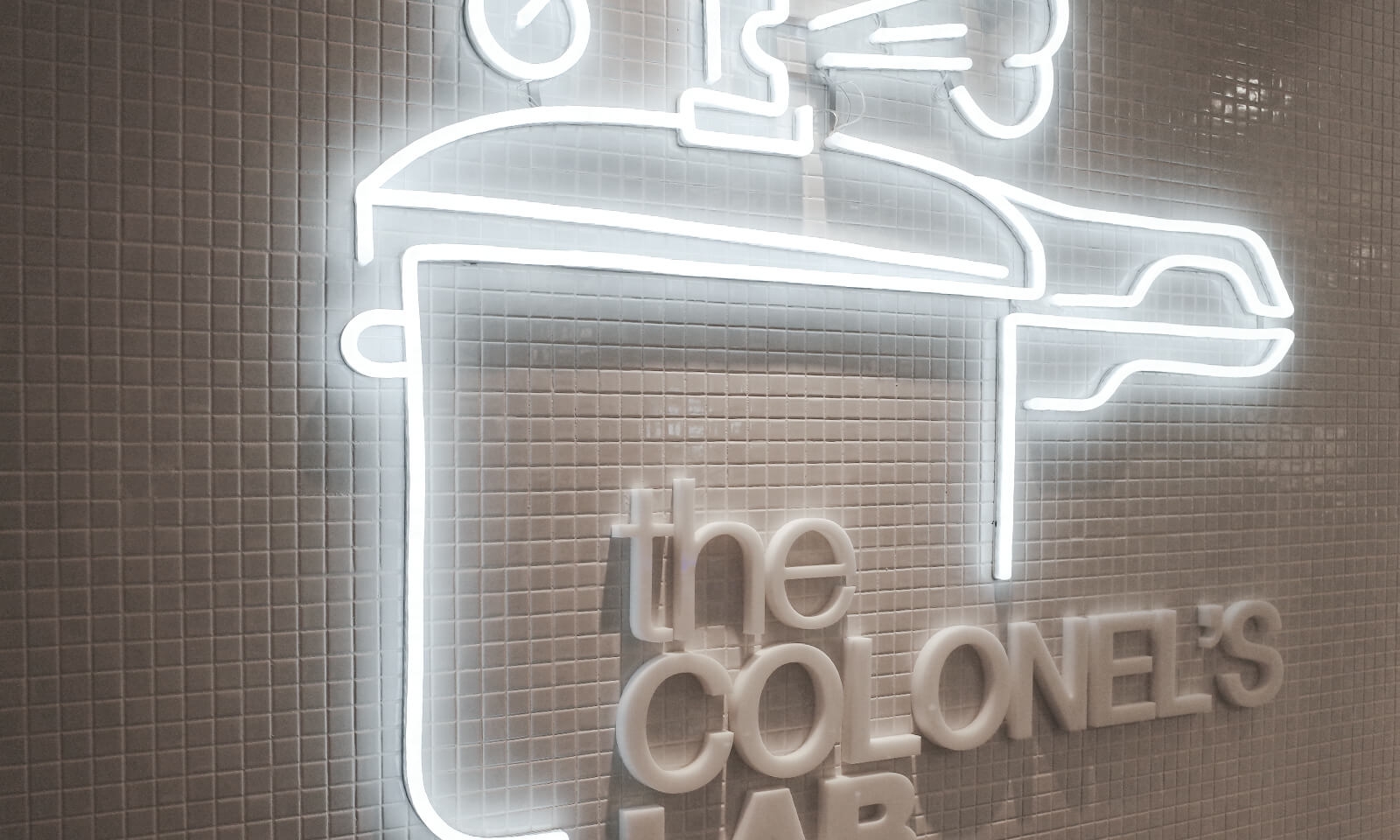 經常去肯德基，卻沒有發現墻上的小巧思|壁畫插畫設計