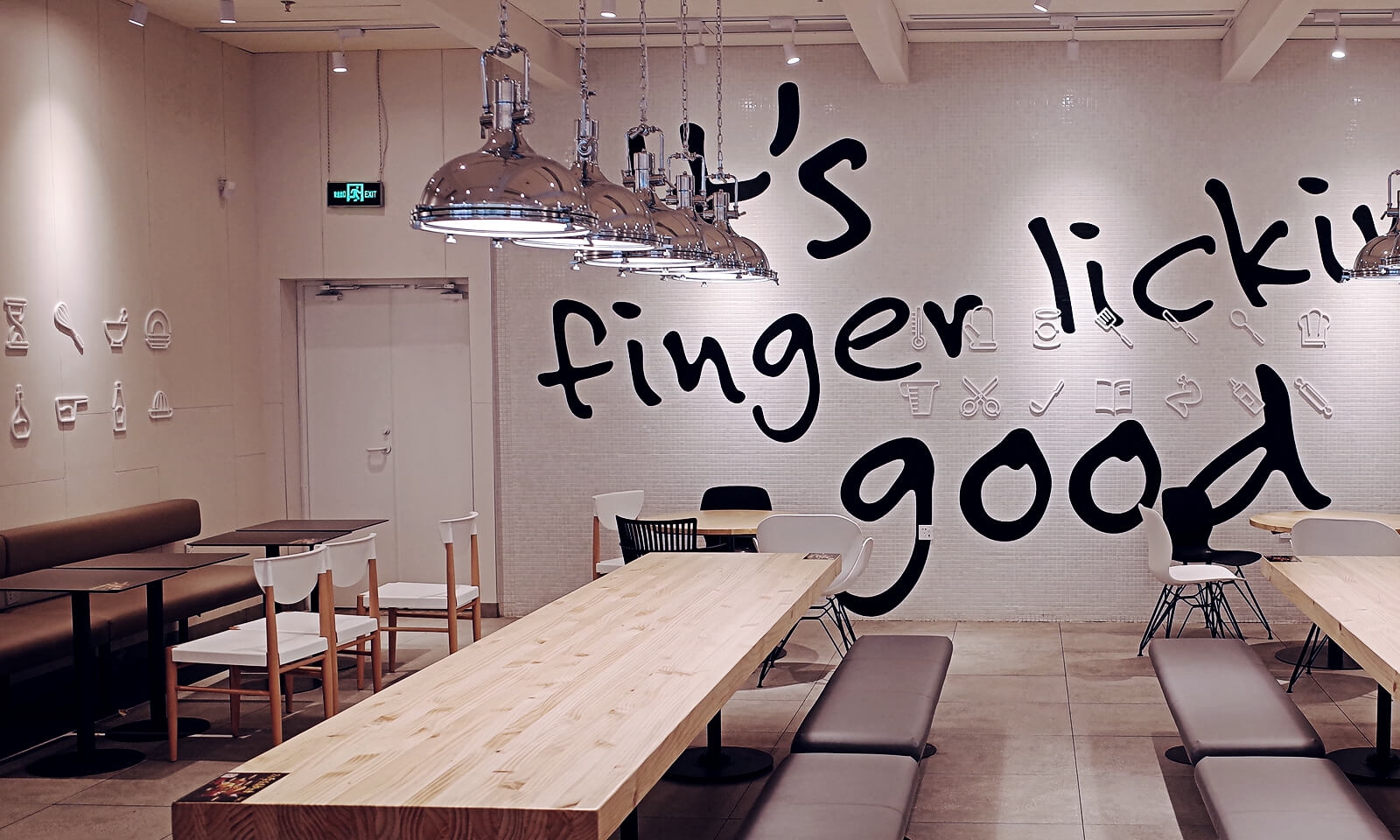 經常去肯德基，卻沒有發現墻上的小巧思|壁畫插畫設計